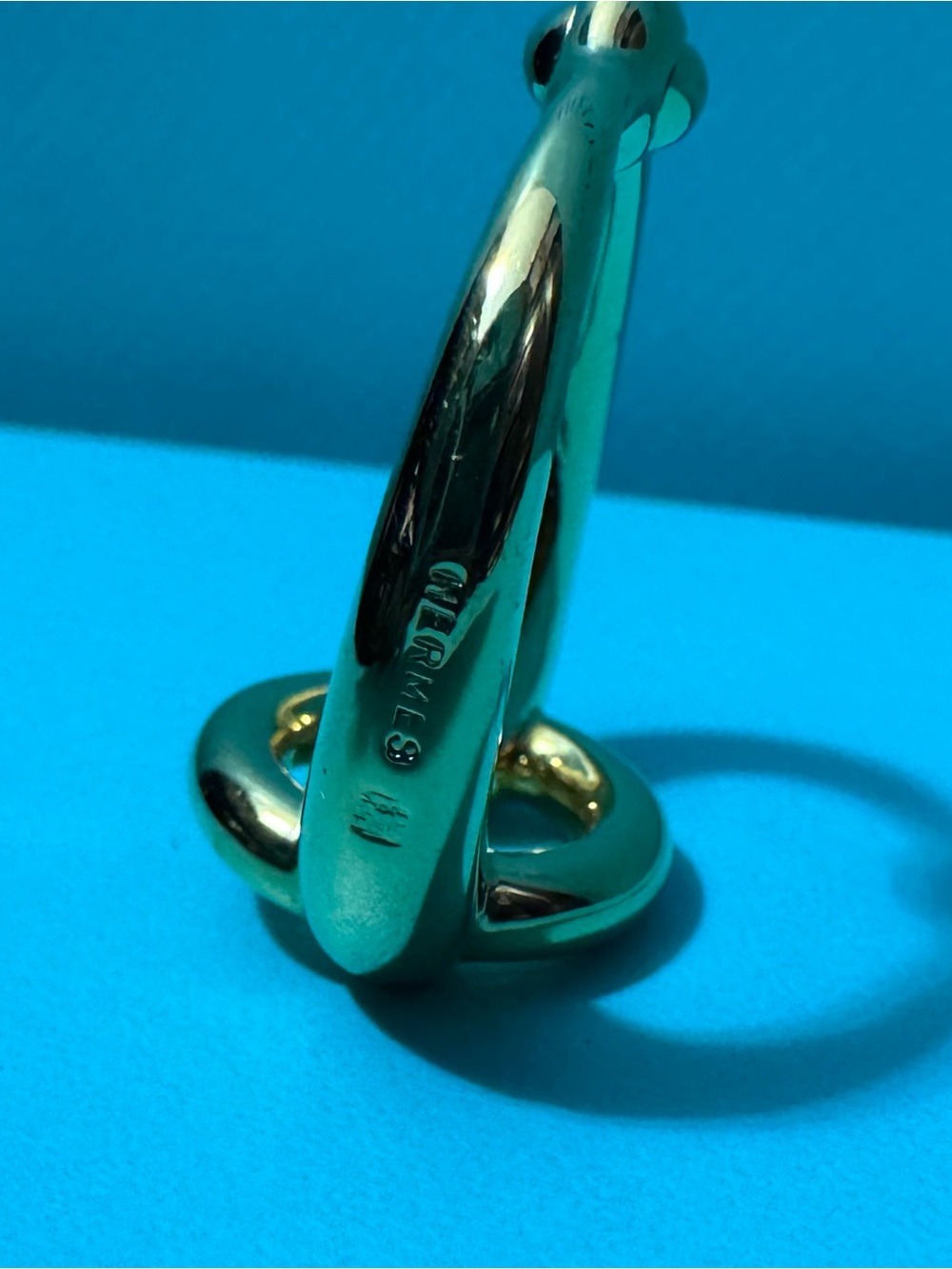 Polished Gold Link Statement Scarf Ring - Gold - Picture 8 of 9